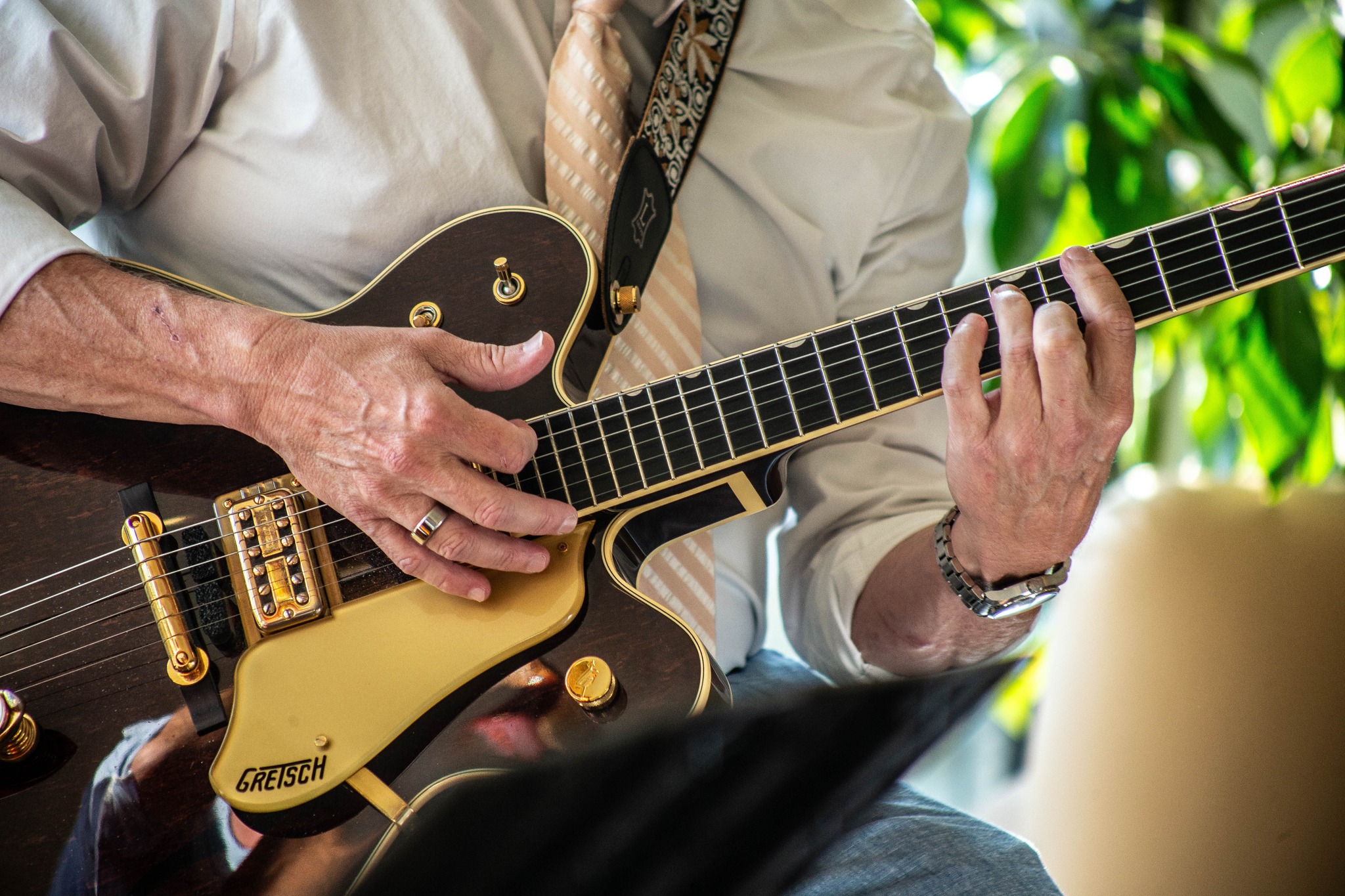 Jim Standley playing his Gretsch archtop jazz guitar